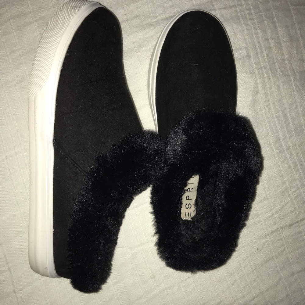 Esprit faux fur lined , size 8.5